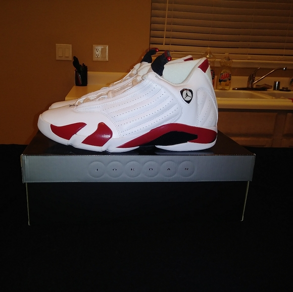 nike sb dunk low pink box